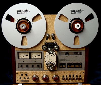 reel to reel tape deck